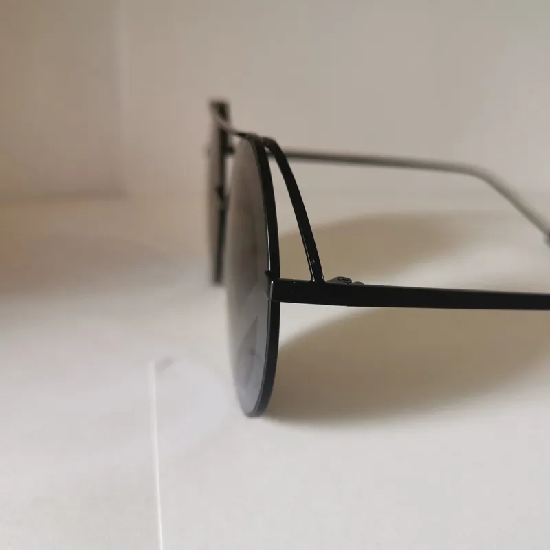 丸いサングラス0285ブラックグレーミラーレンズレンズファッションサングラス