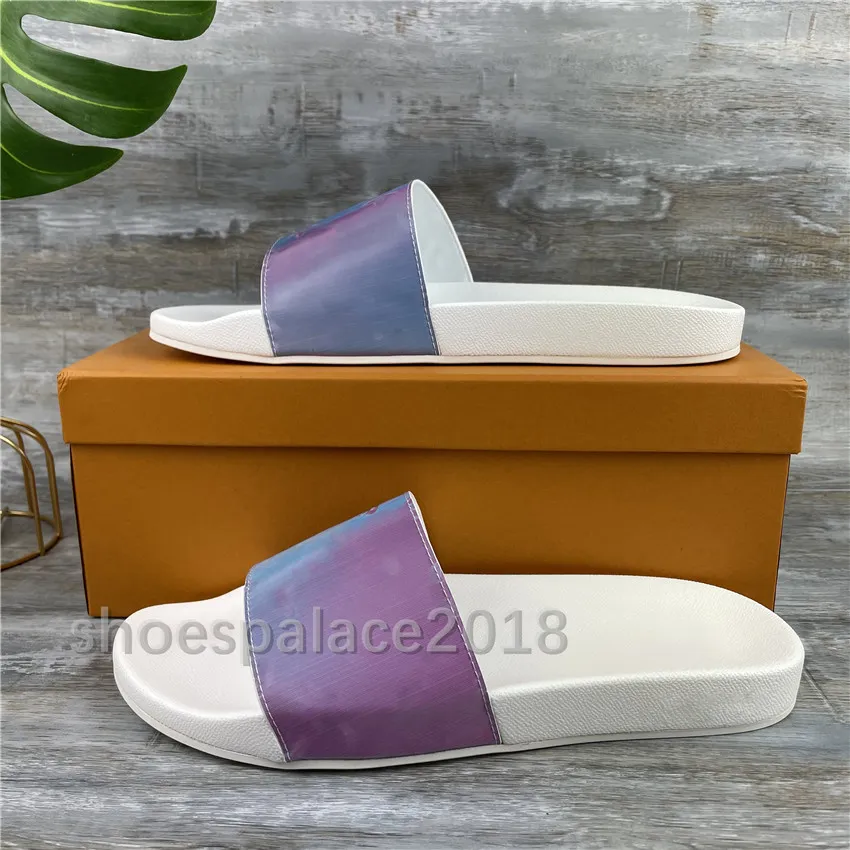 Mens Design Pantoufles Éraflures Diapositives À La Mode Dames Femmes D'été Sandales Plage Diapositive Dames Chaussures Motif Laser Blanc Noir avec Boîte