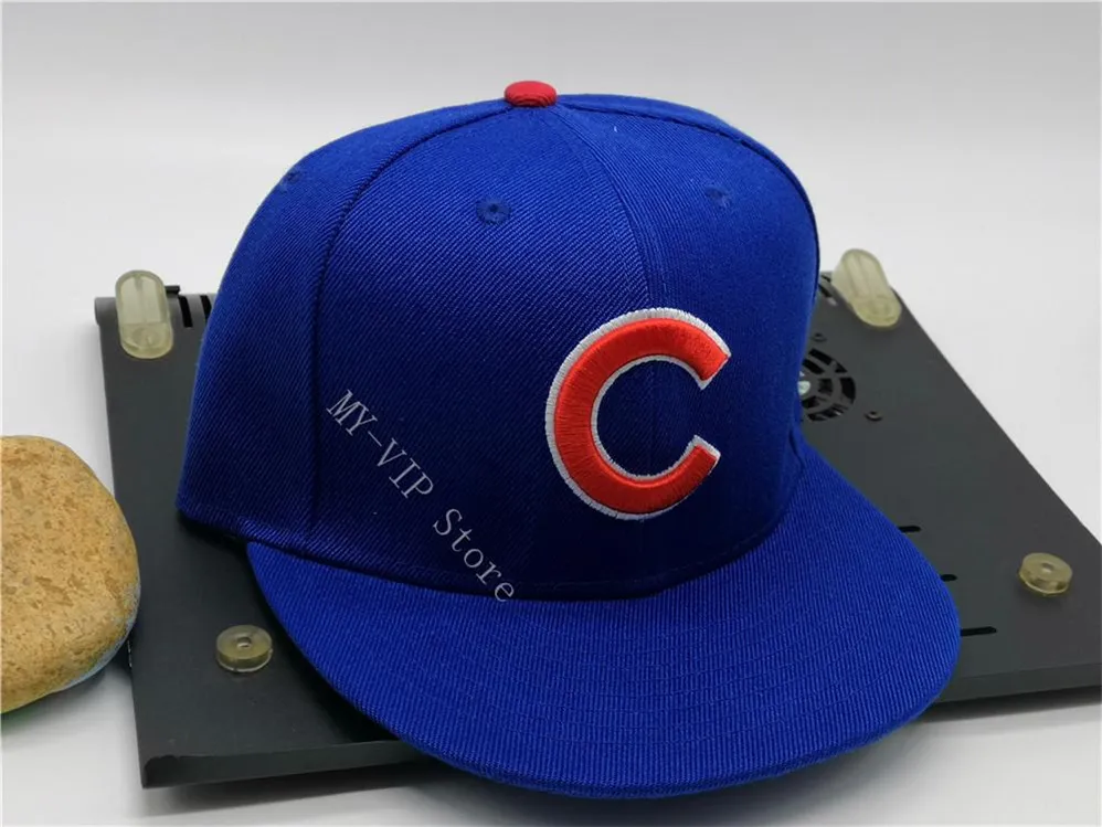 Top novo chicago azul real cor chapéus homem legal bonés de beisebol adulto pico plano hip hop cabido boné masculino feminino totalmente fechado gorra2598