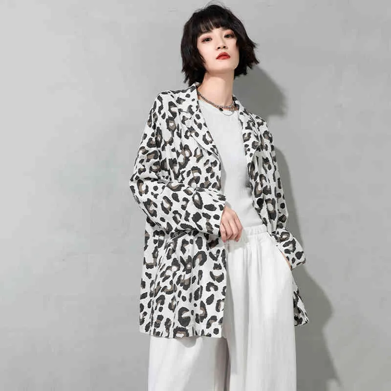 [Eam] mulheres linho leopardo grande tamanho fino blazer lapela manga longa solta apto casaco moda primavera outono 1dd834 210512