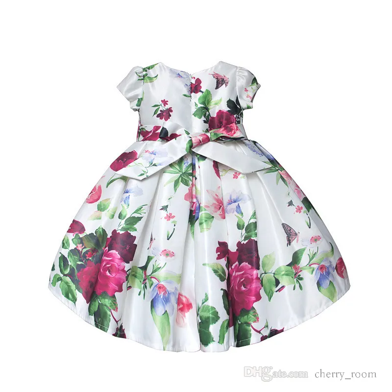 夏の赤ちゃんの女の子の綿の綿のプリーツドレス子供フラワープリンセス半袖ドレス