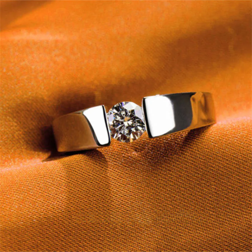 Solid Platinum PT950 White Gold 0 5CT 5mm Round D Moissanite Diamond Ring Women Engagement Ring235e