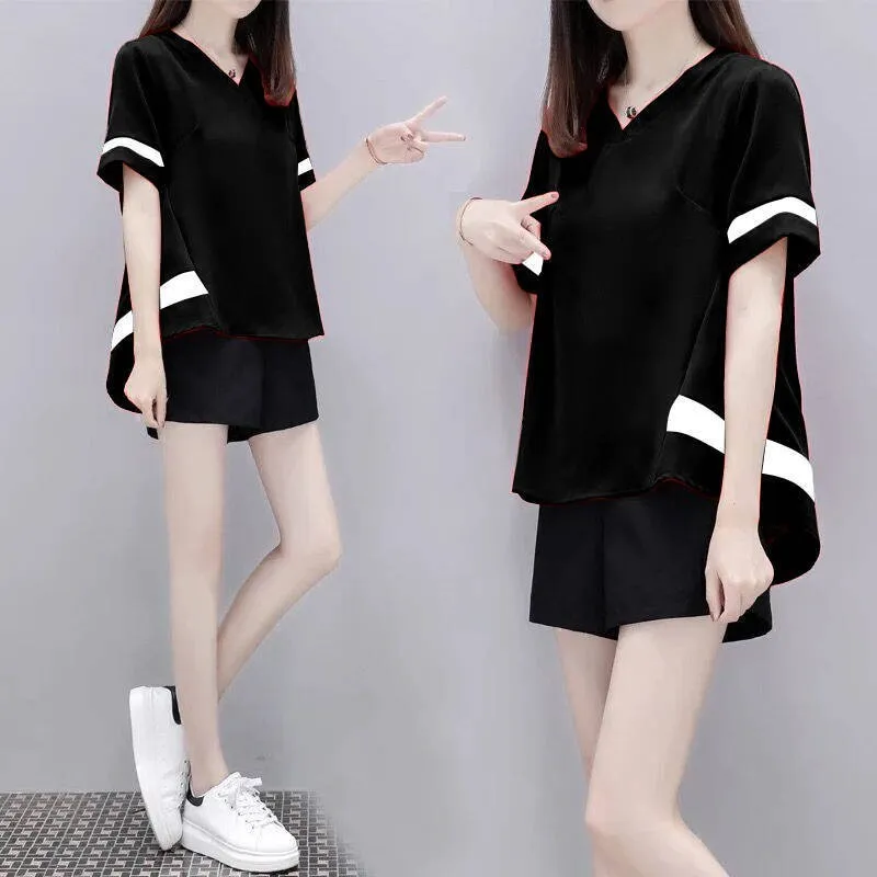 Sommar New Fashion Plus Storlek Kvinnor Shorts Kortärmad T-shirt Två Piece Set Korean Loose Casual Sports Suit Women's Tracksuit X0428