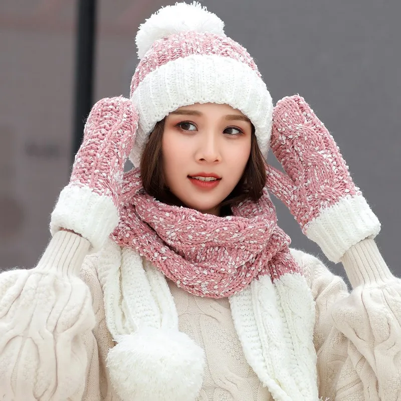 Vinter Kvinnors ullhattar Mode Koreanska Trend Söt och vackra stickade hattdukshandskar uppsättning av tre