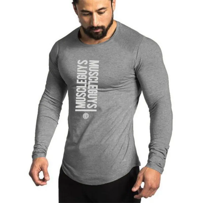 Muscleguys New Fashion High Quality Sporting T-shirt Mężczyźni Z Długim Rękawem Fitness T Shirt Męska Solid Siłownie Koszulka Kulturowa T-Shirt Tee 210421