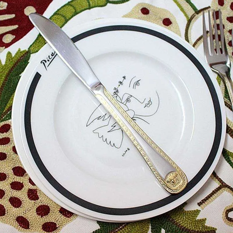 4 pièces ensemble Vintage Western plaqué or vaisselle fourchette à dîner LNIFE ensemble de couverts dorés ensemble de gravure en acier inoxydable vaisselle X0702659