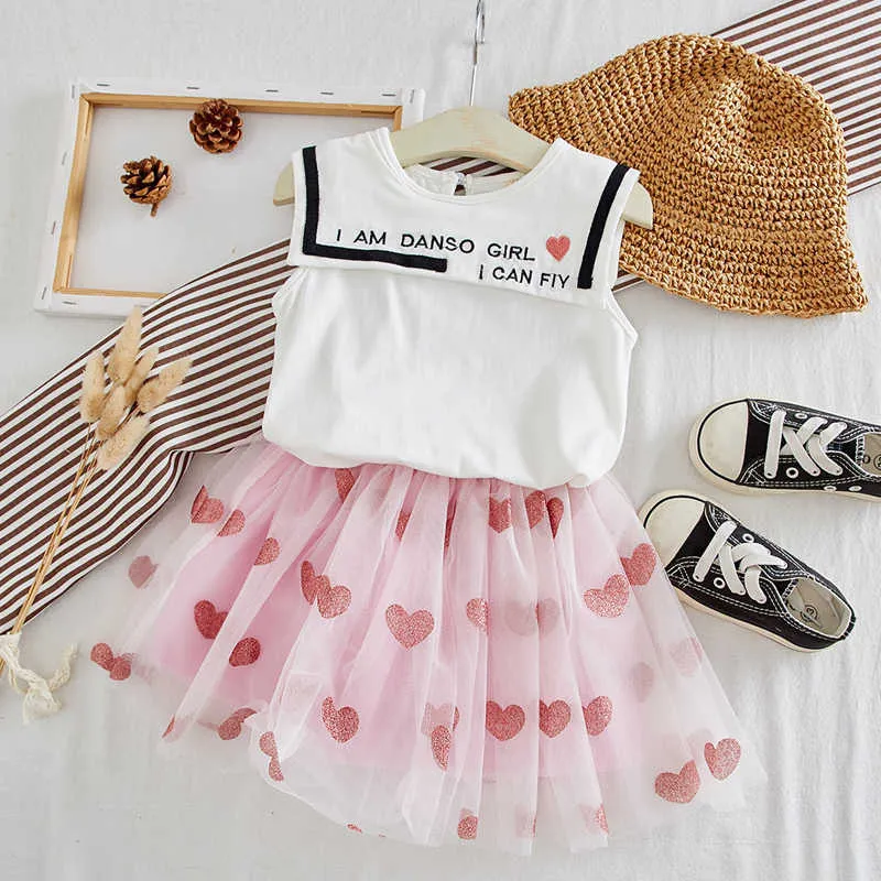 Sommarflickor kläder Set Elegant Bow Princess Girl Cartoon T-shirt + Tulle Kjol Barnkläder Set Barn 210625