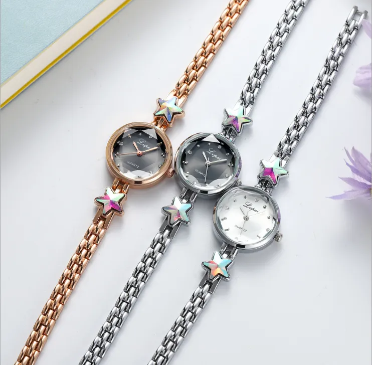 Fashion Bracelet Temperament Womens Watch Creative Crystal Drill Female Watches Contracted Small Dial Star Ladies Wristwatches324g