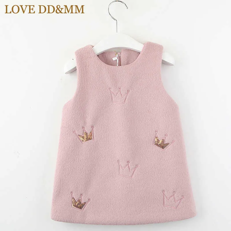Love DDMM Filles Robes Automne Vêtements pour enfants Filles Sweet Crown Brodé Gilet en laine Robe de princesse 210715
