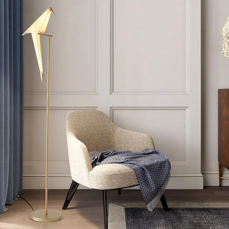 Design europeu pássaro papel lâmpada de assoalho pós moderno quarto cabeceira sala estar sofá vertical candeeiros mesa239w
