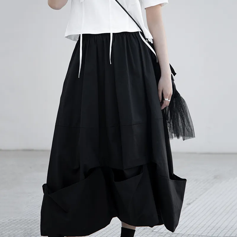 [EAM]黒のカジュアルな不規則なプリーツポケットハイエラスティックウエストハーフボディスカート女性ファッション春夏1dd8480 21512