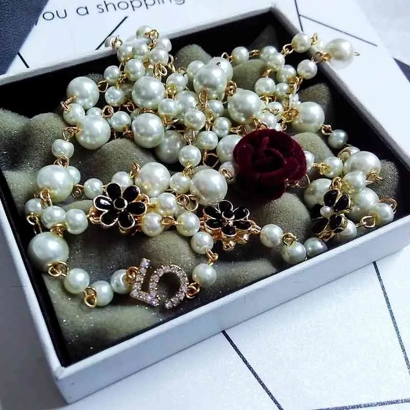 Frauen Kleine Duftende Lange Pullover Kette perlen Necklacependant goldene Luxus blume Anhänger Halskette für women203j