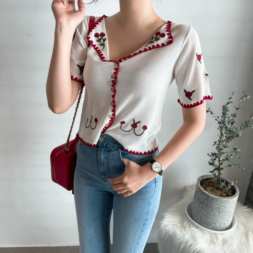 夏の花の刺繍ニットカーディガン女性半袖シングルブレストトップスセーター韓国のエレガントなビンテージジャンパー210513