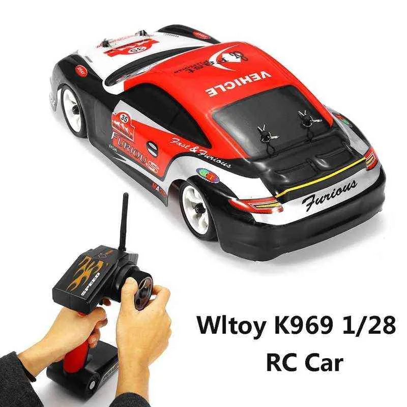 Wltoys K969 RC Car 1:28 30km / h 2.4g Fjärrkontroll 4WD Offroad Race Car Leksaker Höghastighet Electric Drift Driving RC Gifts 211029