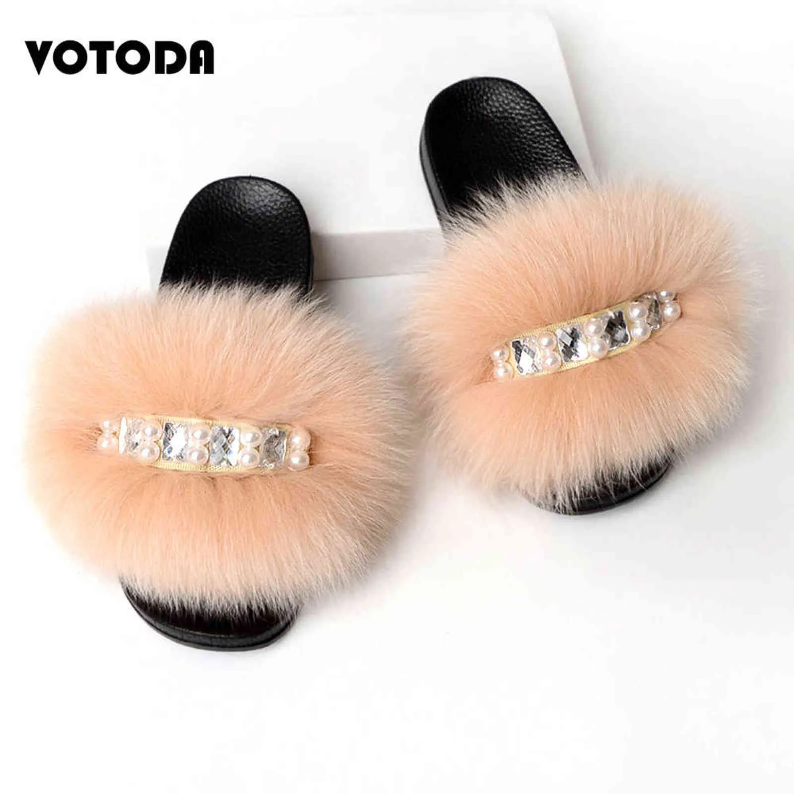 Summer Pearl Sandals Kvinnors Furry Fur Slippers Lyxig Elegant Fox Fur Slides Fluffy Soft Fur Flip Flops Flickor Söt Kedjor H1122