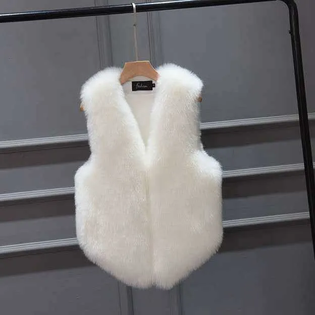 Fashion Faux Fur Vest Ytterkläder Kvinnor Casual Street Wear Jacka Kort Waistcoat Kvinna V Nacke Ärmlös Ry Coat 210526