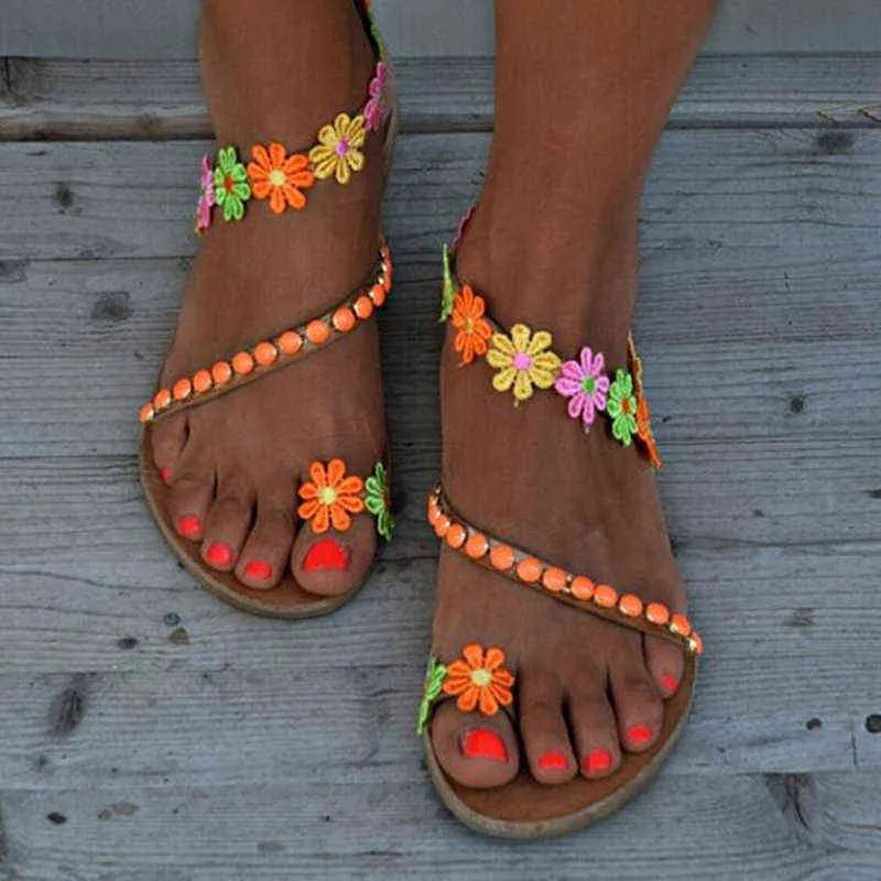 Sandalet Yaz Ayakkabı Kadın Gladyatör Kadınlar Düz Moda Weet Çiçekler Boho Beach Bayanlar Artı Boyutu 44 220121