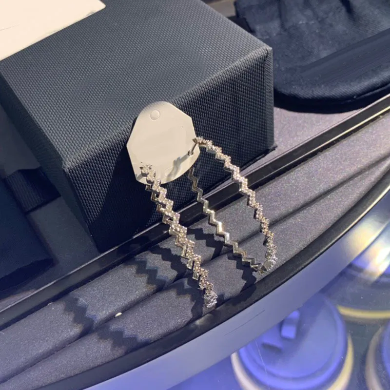 UMGODLY Luxury Brand Zigzag Wave Micro Cubic Zirconia Orecchini a cerchio color argento gioielli da donna Fashion Party
