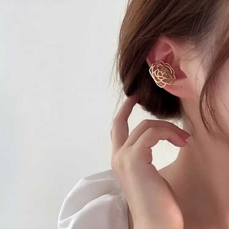 Stud coréen Vintage tempérament creux métal Rose oreille os Clip sans boucles d'oreilles percées femmes fête accessoires