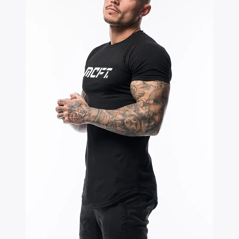 Marka moda styl życia koszulka z krótkim rękawem męska Szybka suszenie siłownia trening t-shirt kulturystyka tshirt fitness tee koszulka homme 210421