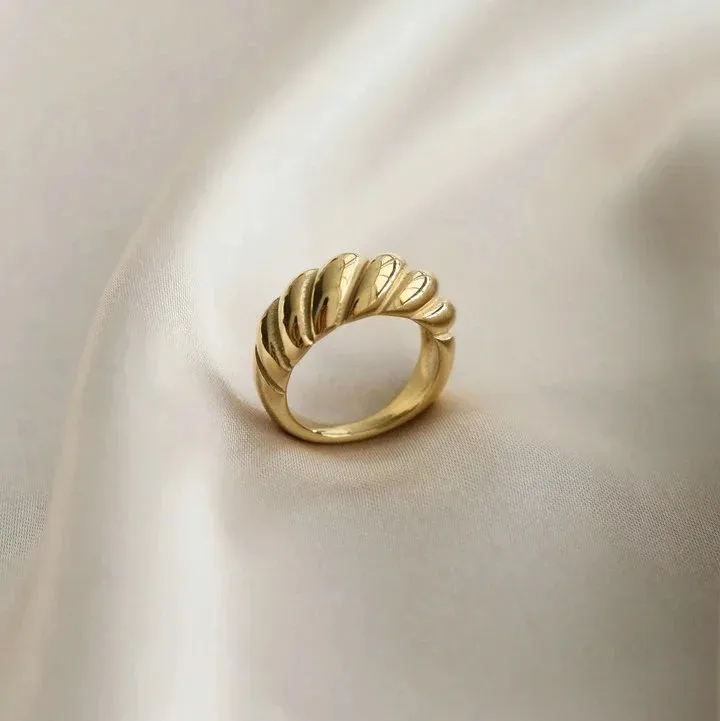 Croissantringen voor vrouwen Gevlochten ed Signet Chunky Dome Ring Stapelband Sieraden Statement Ring Party Accessoires3626645