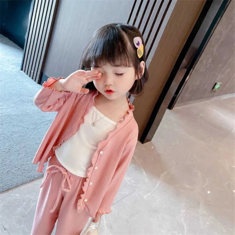 Spring cute girls solid color pit clothes sets children loose knit cardigan and suspenders Tee 210615