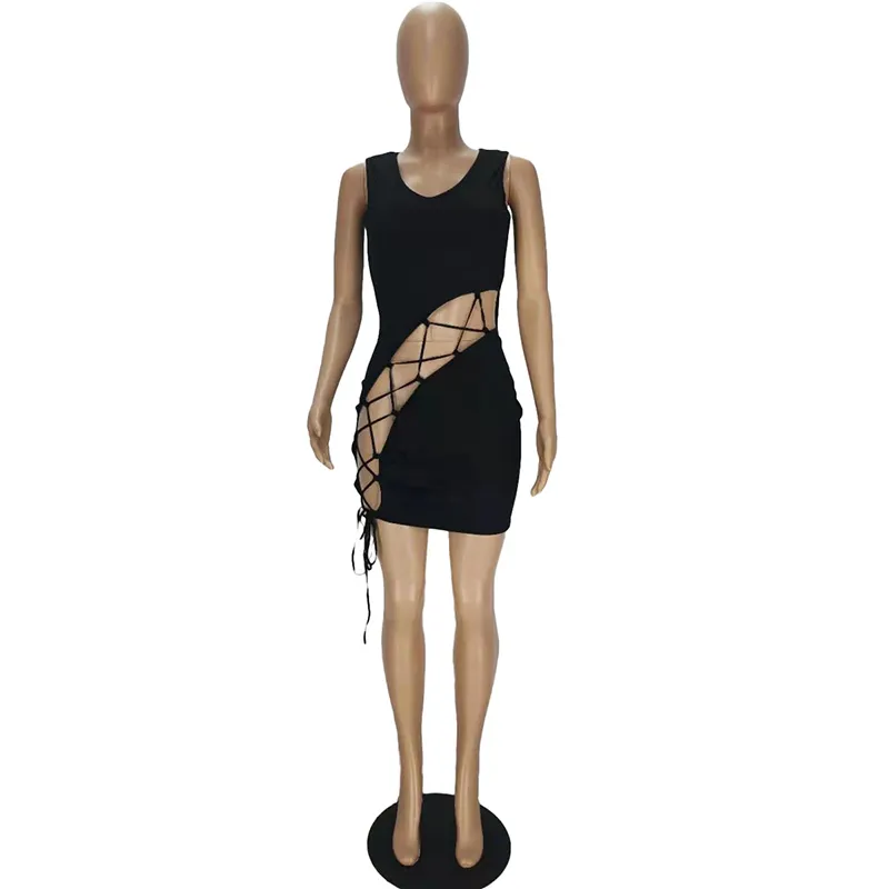 Zwart Sexy Hol Sight-up Casual Jurken Mouwloos Low-Cut Bodycon Bandage Mini Vestidos voor Dames Trendy Summer Slijtage 210517