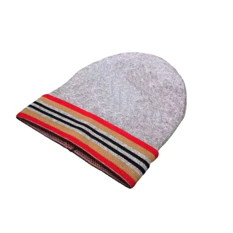 Inverno quente carta de malha gorro masculino feminino lazer gorros de pele chapéus bordados amantes moda designer esportes crânio chapéu de lã ca249n