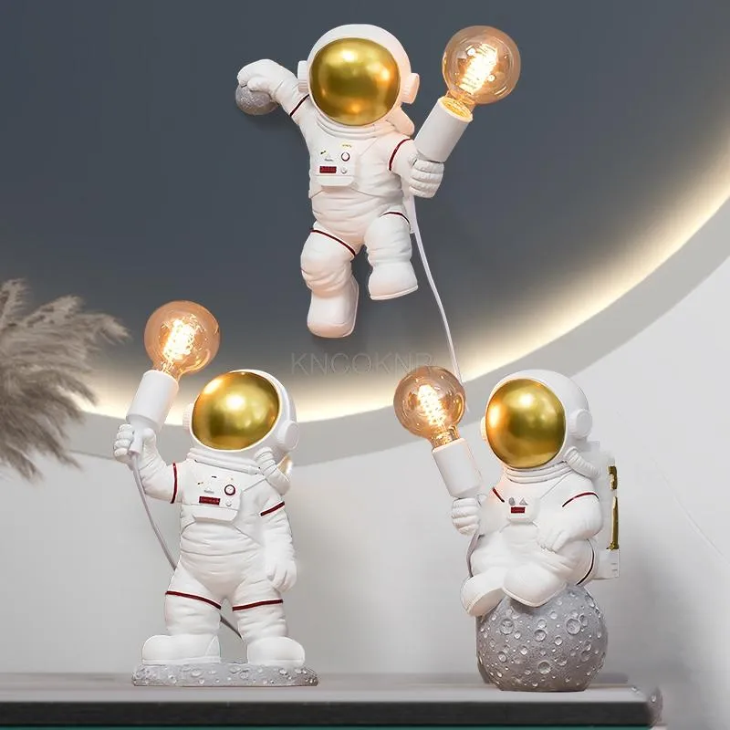 Tafellampen Ruimtestation Astronaut Lamp Kinderkamer Creatieve LED Bureaulamp Baby Cartoom Slaapkamer Art Decor Hars R308L