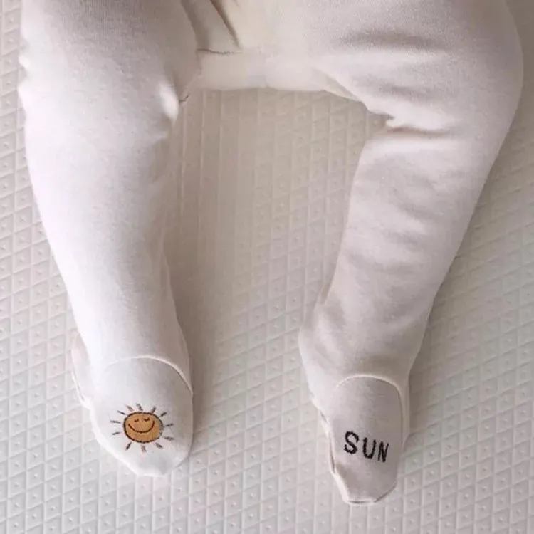 Lente herfst baby meisjes cartoon zon gedrukt effen kleur beenkappen puur katoen baby kinderen panty-slang 210508