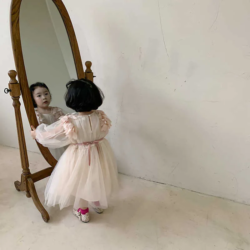 Vår sommar Little Princess Fashion Mesh Dresses Kids Girls Fairy Party Dress Korean Style 210615