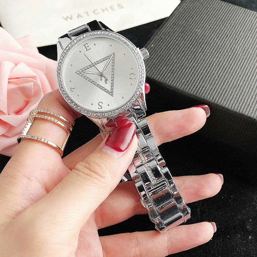 Marke Uhren Frauen Mädchen Diamant Kristall Dreieck Stil Metall Stahl Band Quarz Armbanduhr GS472479