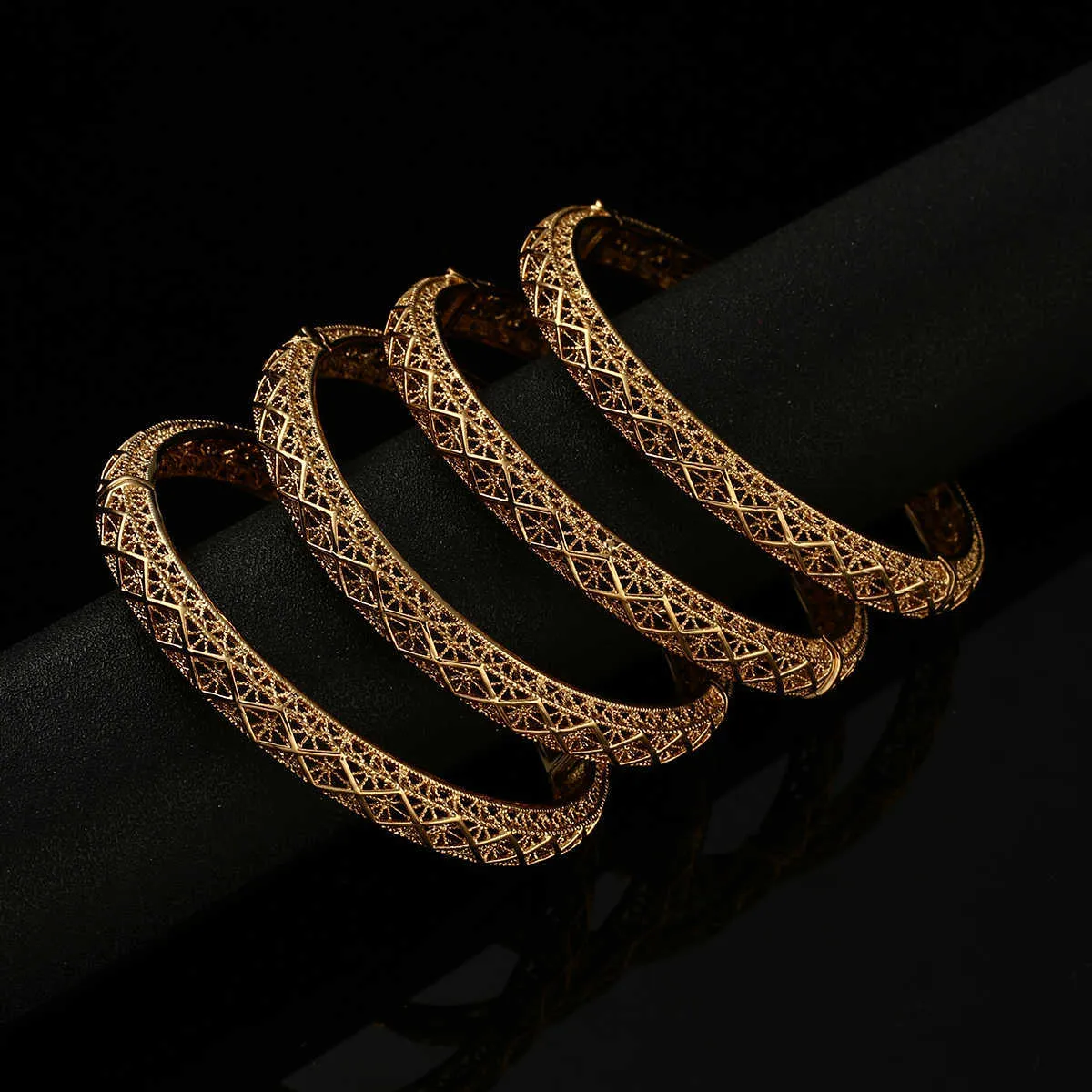 Dubai Gold Bangles voor Vrouwen Mannen 24 K Kleur Ethiopische Armbanden Afrikaanse Sieraden Saoedi-Arabische Bruiloft Bruid Gift Q0717