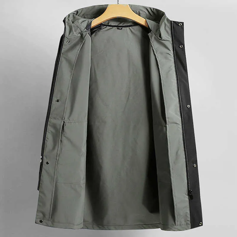 Plus Size Men's Long Trench Coat Streetwear Mode Imprimé Noir Vert Coupe-Vent Hommes À Capuche Veste Décontractée 8XL 211011