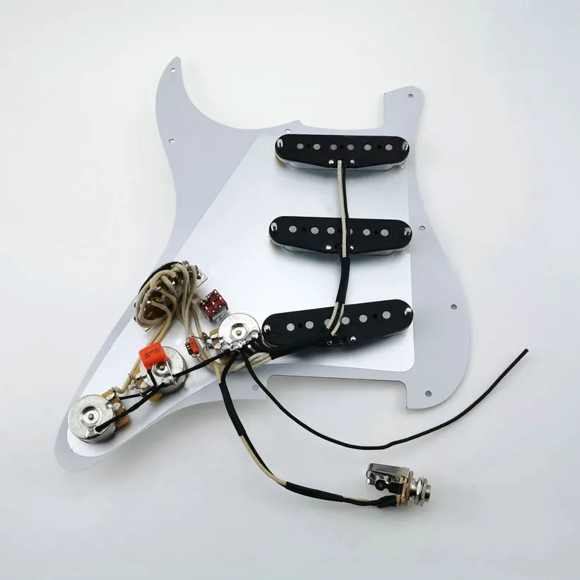 Captadores de guitarra Pickguard pré-conectado SSS Single Coil Pickguard tipo 7-Way totalmente carregado para guitarra Strat - 3-ply White