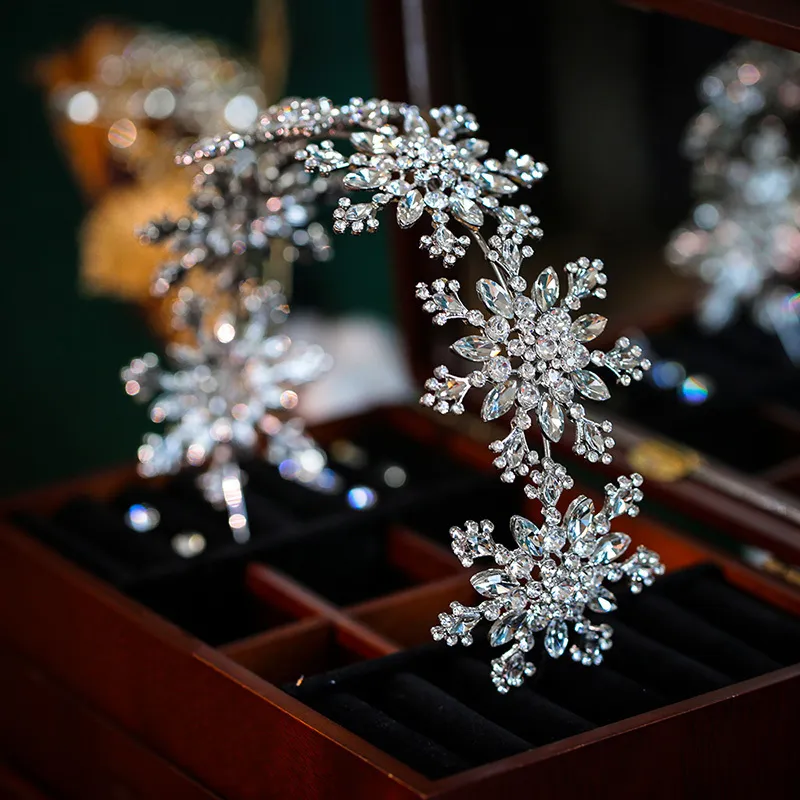 Luksusowy Kryształ Snowflake Hairband Floral Bridal Tiaras Barokowa Korona Koronta Diadem Pałąk Akcesoria do włosów 220218