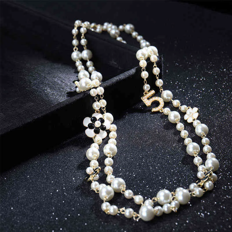 Mujeres de alta calidad Pendientes largos Collar de perlas en capas Collares de Moda Número 5 Joyería de fiesta de flores281N8394376
