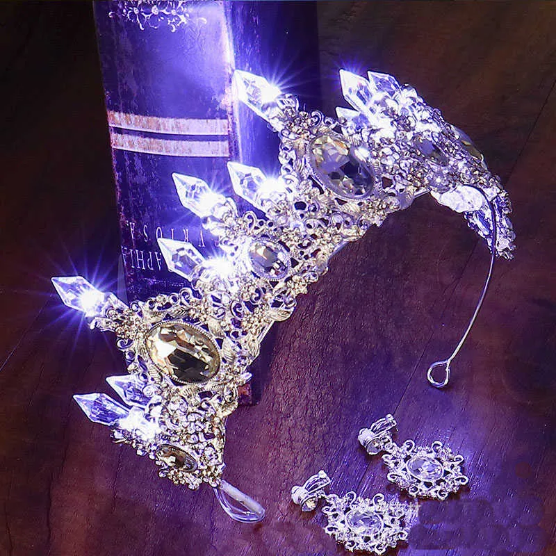 Colori Accessori capelli da sposa Lega di cristallo Festival Party LED Corona luminosa Copricapo da sposa Corone di strass leggere X0722