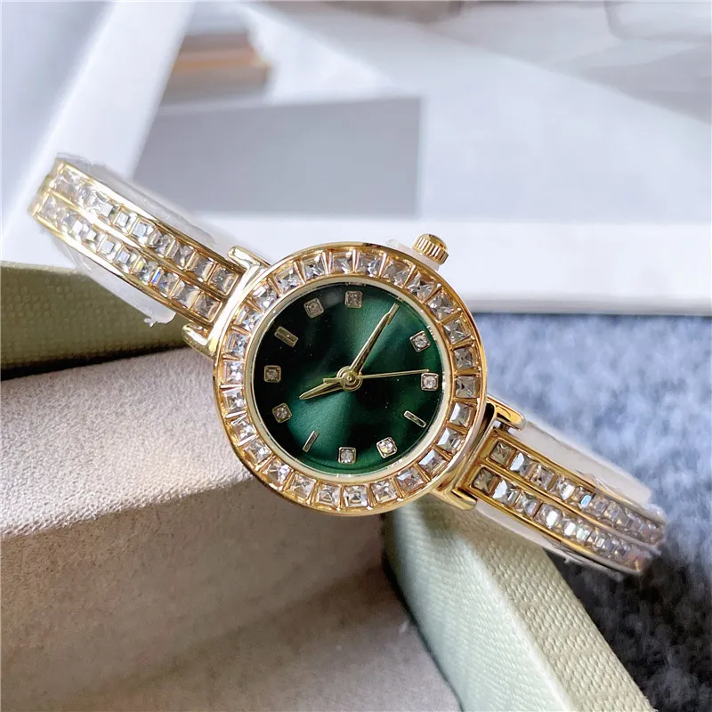 Orologi di marca Donna Ragazza Lady Bellissimo orologio da polso al quarzo con cinturino in acciaio con cinturino in metallo stile diamante D27