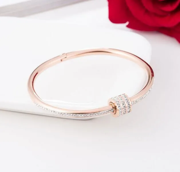 Pulseira de amor banhada a ouro rosa 18 quilates estilo coreano titânio aço pulseira de diamante joias de cristal aberto 307 anos