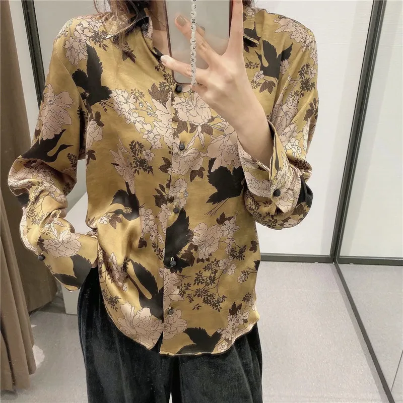 Camisa de manga larga Vintage para mujer, blusa de satén elegante amarilla con estampado Floral para mujer, blusas para mujer con cuello abotonado 210519