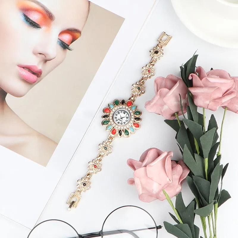 Gold Watch Watches Watches Damies Crystal Women's Bransoleta Kobieta Zegar Relogio Feminino Montre Femme Na ręce