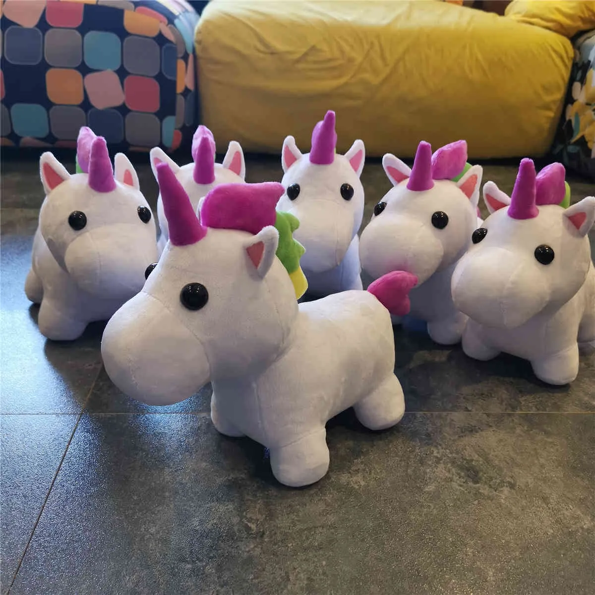 Robloxing Adoct Me Toys Toys Plush Unicorn Pets Animal Jugetes 10インチゲームPelucheアクションフィギュアかわいいぬいぐるみ4905009