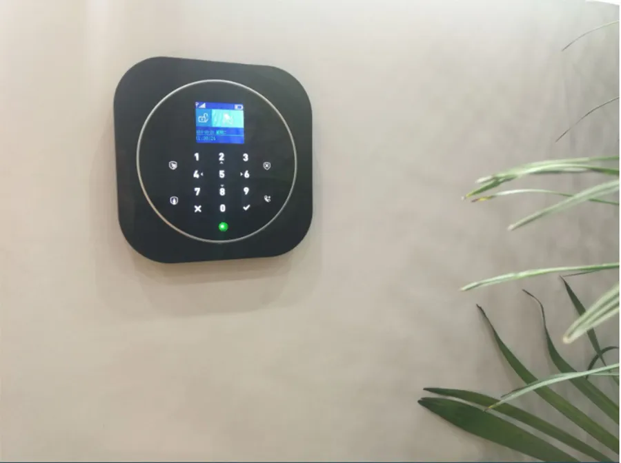 Clavier tactile Sgooway Tuya Smart Life WIFI GSM système d'alarme de sécurité sans fil avec caméra vidéo IP Alexa Google Home