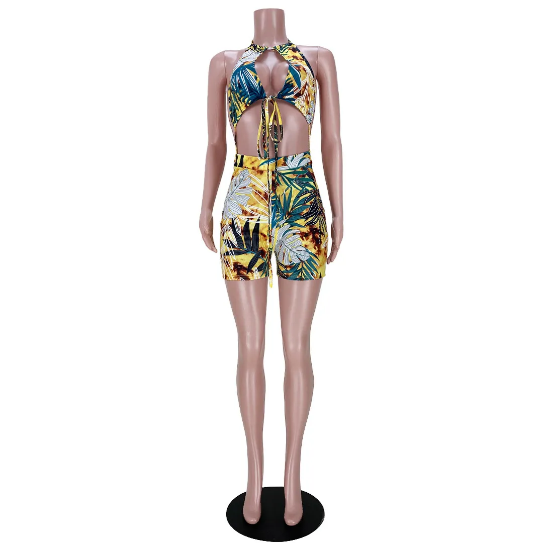 Holiday Beach Style Women Sexy Leaf Printing Jumpsuits Halter Sleeveless Lace-up Backless Short Rompers Summer Arrivals 210525