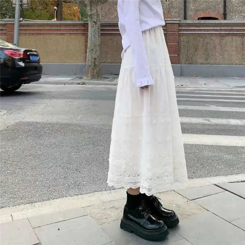 Jupe blanche brodée en dentelle Vintage Femmes Printemps Jupe plissée Harajuku Élégante Taille Haute Jupe taille haute 210619