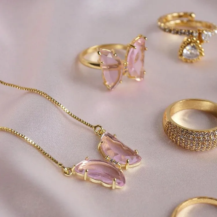 Modne pozłacane otwarte pierścień producent Direct S Miedzika pierścień biżuterii kryształowy szklany złoto plastowane pierścienie motyla 5673558