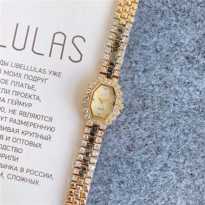 Marka zegarek dla kobiet kolorowy kryształowy styl stalowy kwarcowy nadgarstka zegarki cha46307a
