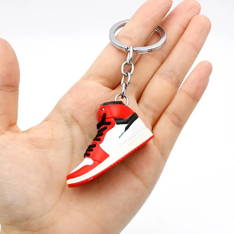 أحذية نموذج مفتاح سلسلة حقيبة قلادة مصغرة أحذية كرة السلة خواتم مجوهرات شخصية الإبداعية هدية