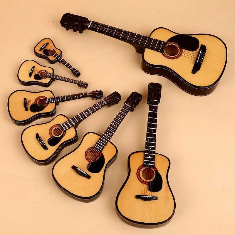 Mini Classical Guitar Wooden Miniature Model Musical Instrument Decoration Gift Decor For Bedroom Living Room 210804